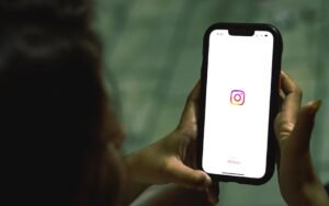 How to Use Social Media to Promote Your Digital Products